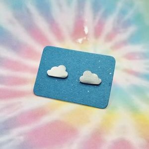 Cloud Minimalist Silver Earrings - NWT
